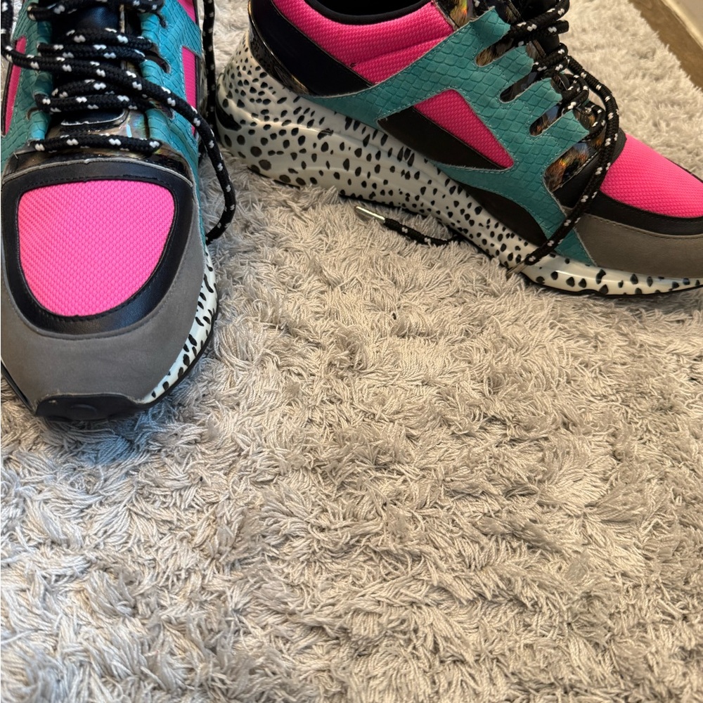 Stylish Women's Sneakers - Pink and Green